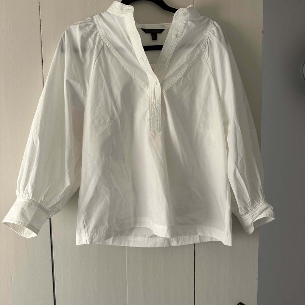 Brand New Banana Republic Shirt